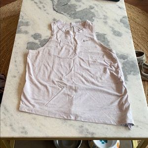 Nike women’s dri-fit tank size medium